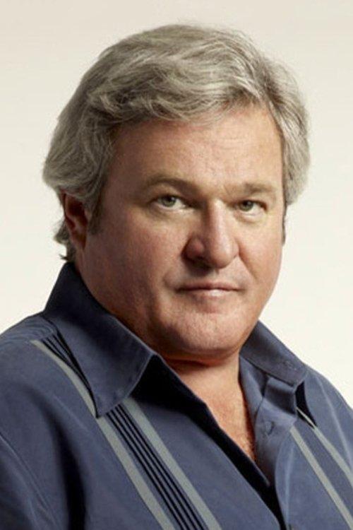 Brad Leland fotoğrafı