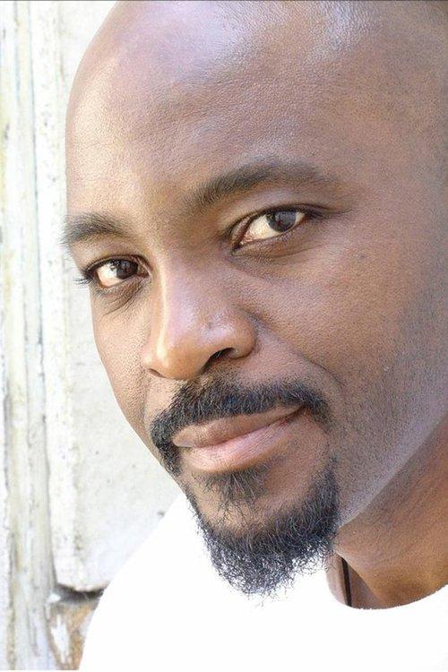 Emile Abossolo M'bo fotoğrafı