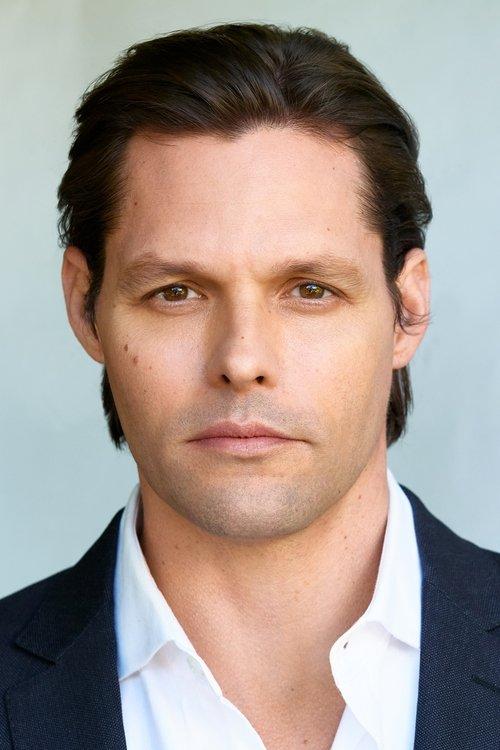 Justin Bruening fotoğrafı
