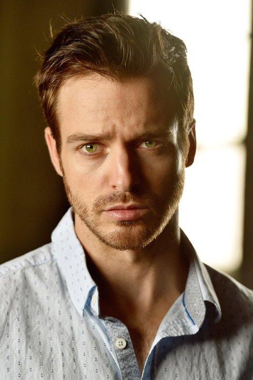 Jake Stormoen fotoğrafı