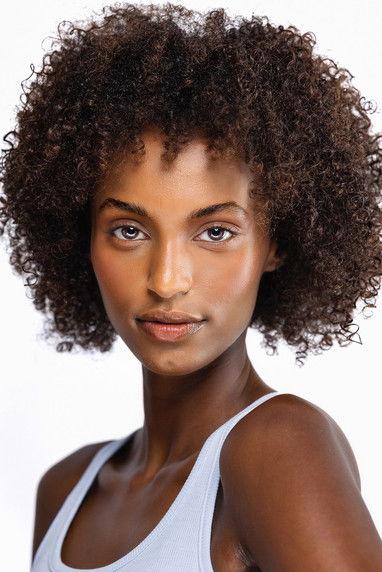 Edyll Ismail fotoğrafı