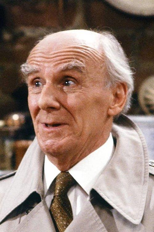 Douglas Seale fotoğrafı