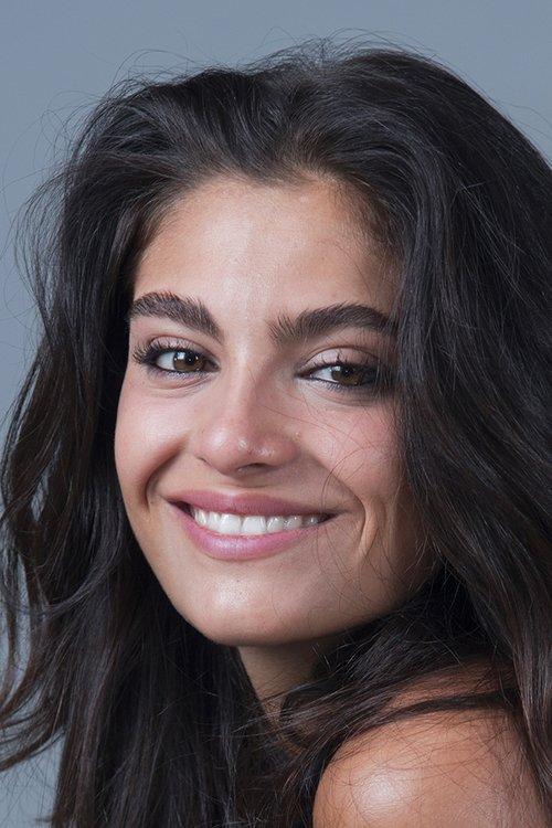 Aurora Giovinazzo fotoğrafı