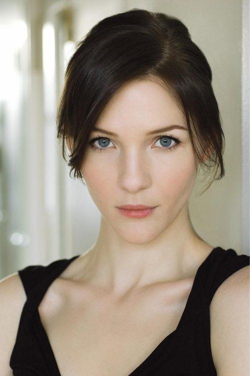 Jessica Collins fotoğrafı