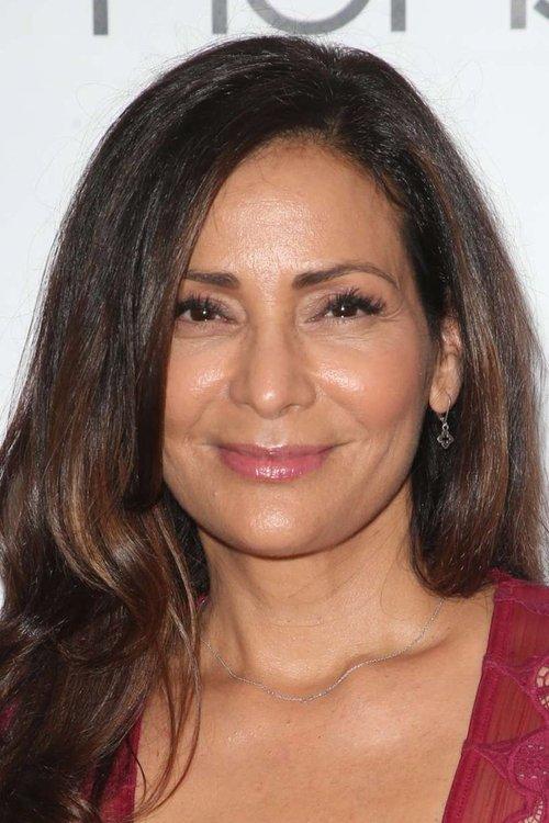 Constance Marie fotoğrafı