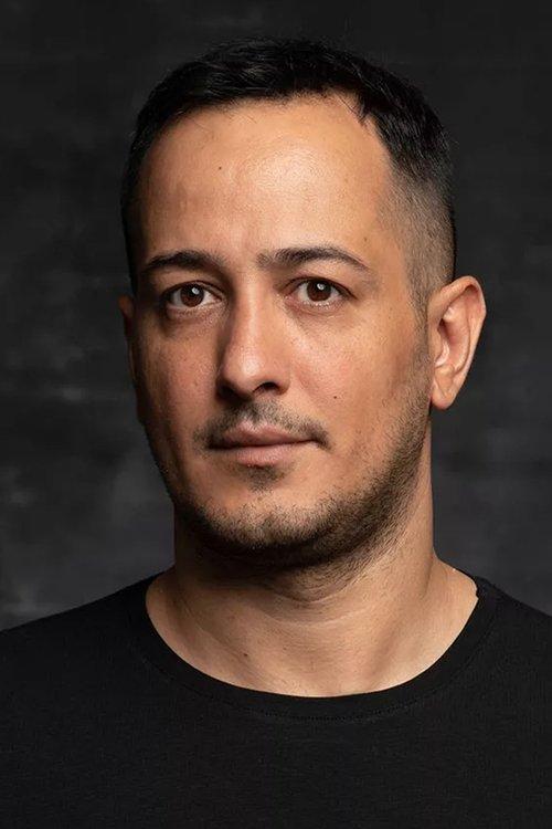 Sarp Apak fotoğrafı