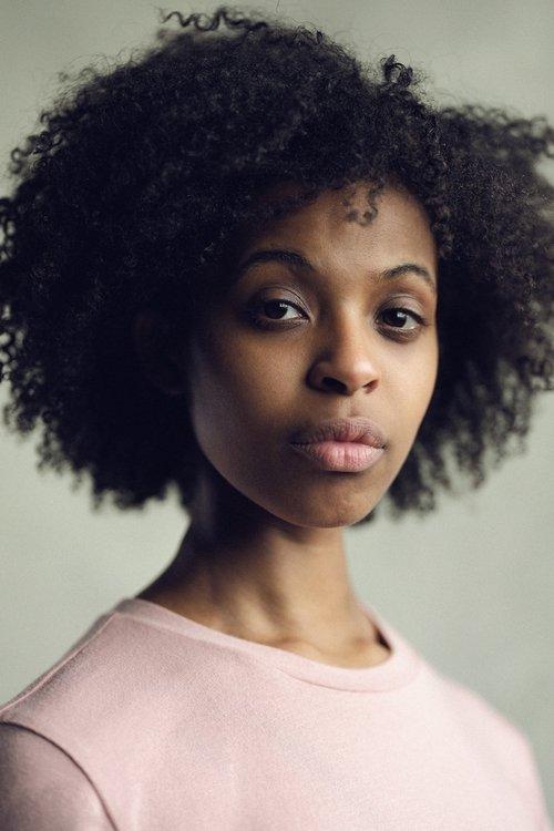 Grace Saif fotoğrafı