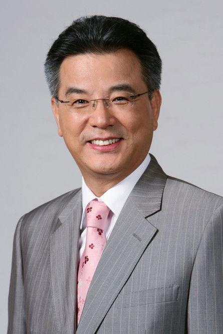 Kang Seok-woo fotoğrafı