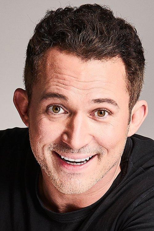 Justin Willman fotoğrafı