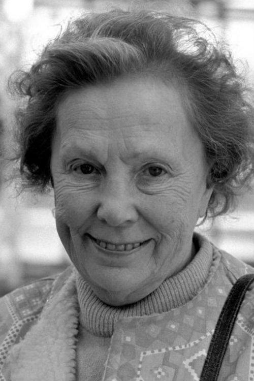 Gretchen Franklin fotoğrafı