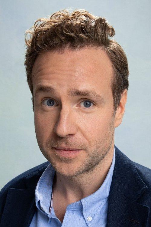 Rafe Spall fotoğrafı