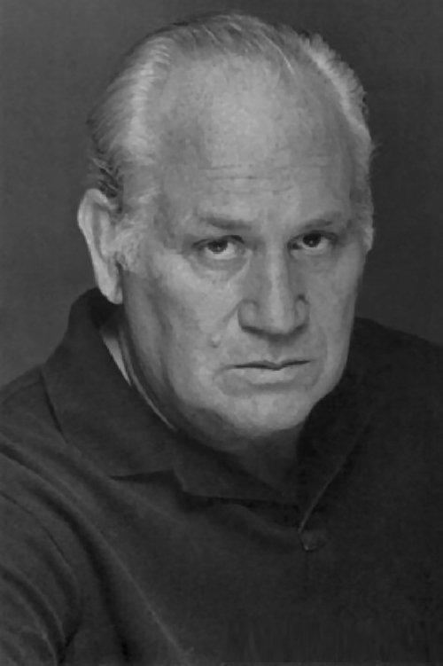 Claude Earl Jones fotoğrafı