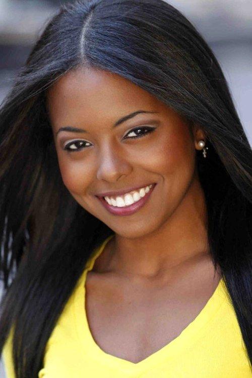 Adrienne Warren fotoğrafı