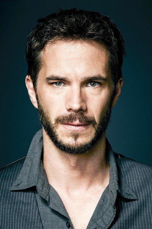 James D'Arcy fotoğrafı