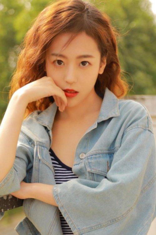 Hong Siyang fotoğrafı