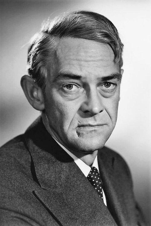 John McIntire fotoğrafı