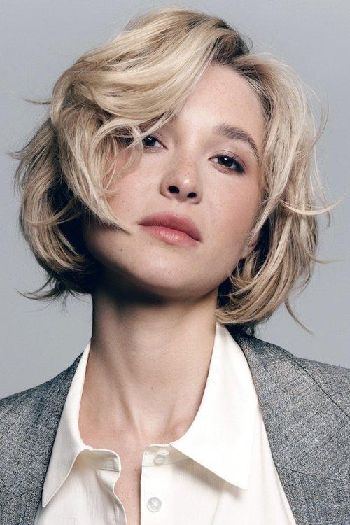 Isabel May fotoğrafı