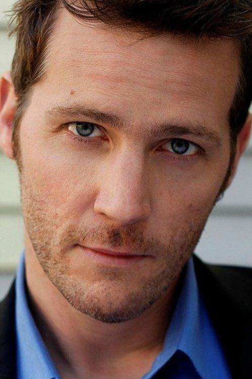 Graham Abbey fotoğrafı