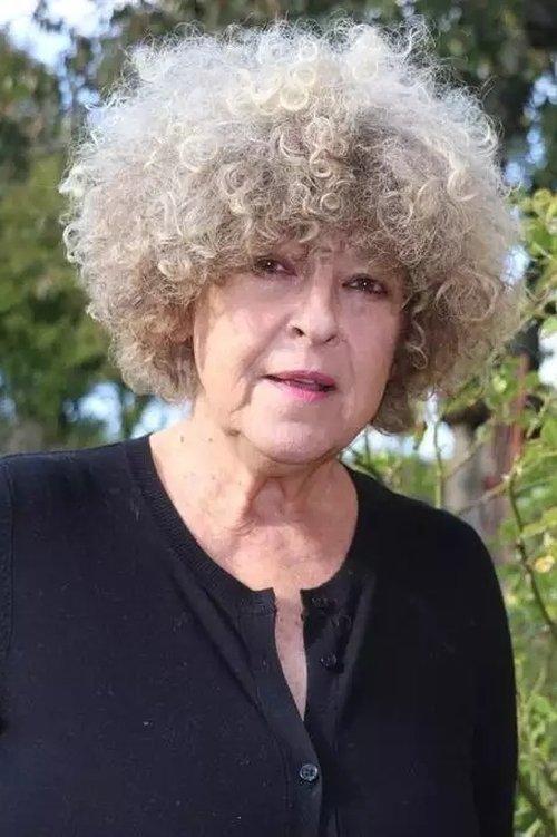 Elisabeth Reynaud fotoğrafı