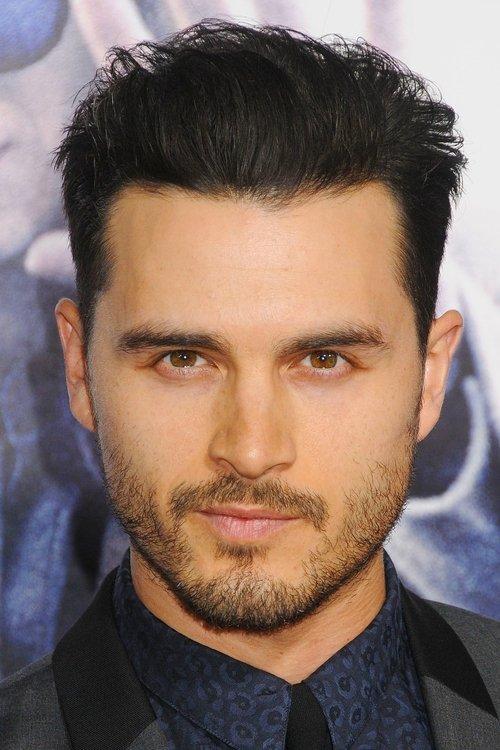 Michael Malarkey fotoğrafı