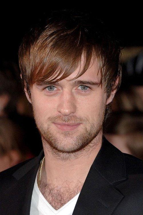 Jonas Armstrong fotoğrafı