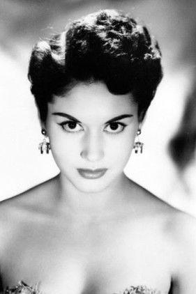 Ana Bertha Lepe fotoğrafı