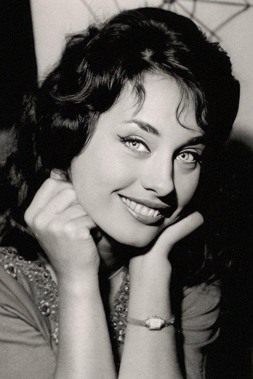 Vera Tschechowa fotoğrafı