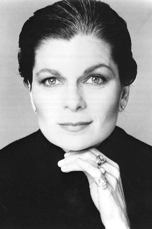 Ronnie Claire Edwards fotoğrafı