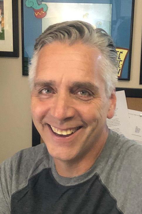 Robert Hughes fotoğrafı