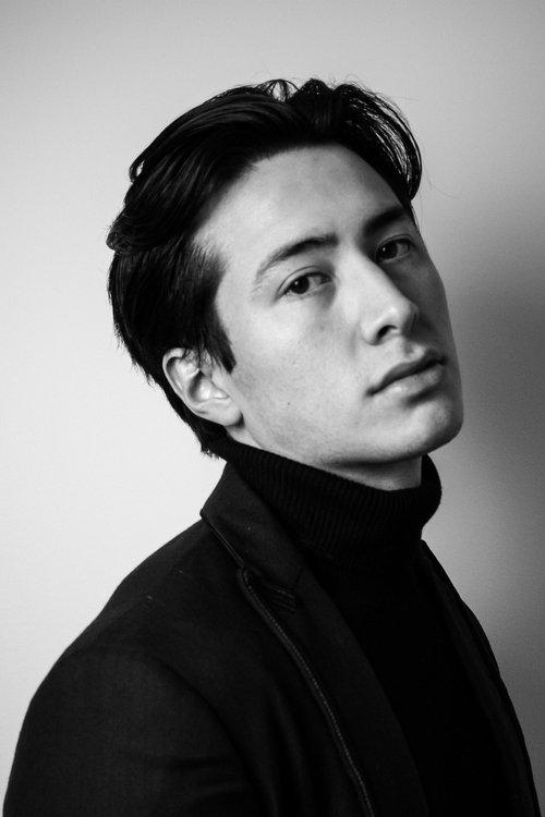 Hudson Williams fotoğrafı