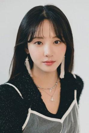 Kim Min-ah fotoğrafı
