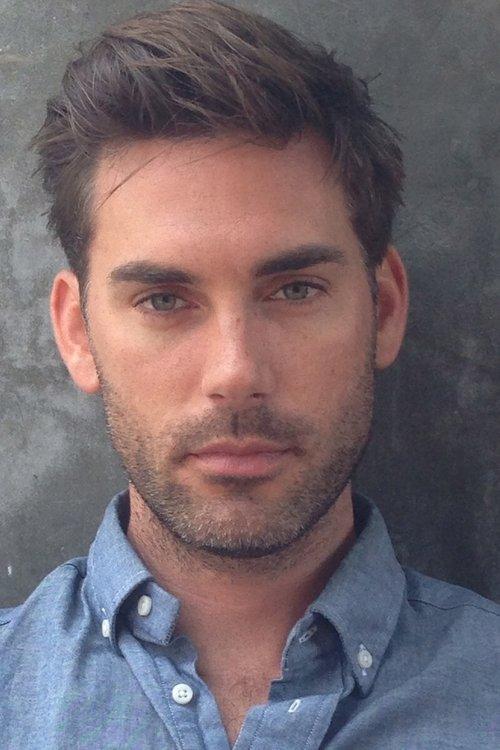 Drew Fuller fotoğrafı