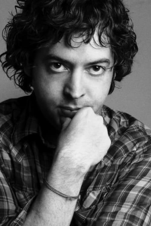 Joshua John Miller fotoğrafı