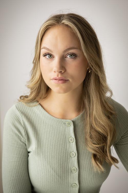 Ashley Dingwell fotoğrafı