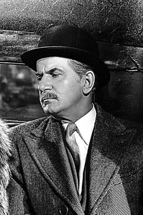 Frederick Worlock fotoğrafı