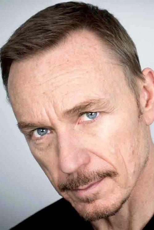 Ben Daniels fotoğrafı