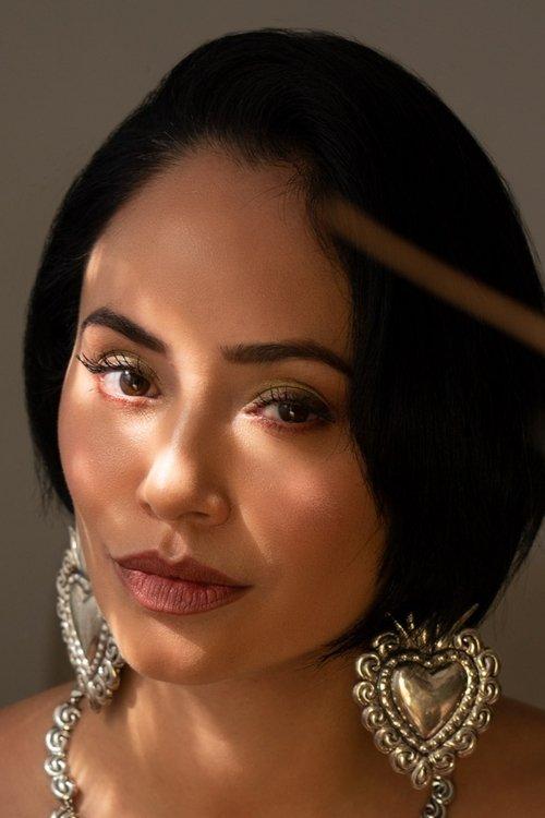 Maya Zapata fotoğrafı