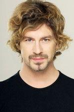 Tan Sağtürk fotoğrafı