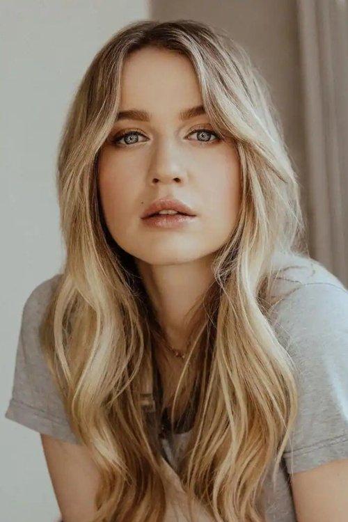 Roan Curtis fotoğrafı