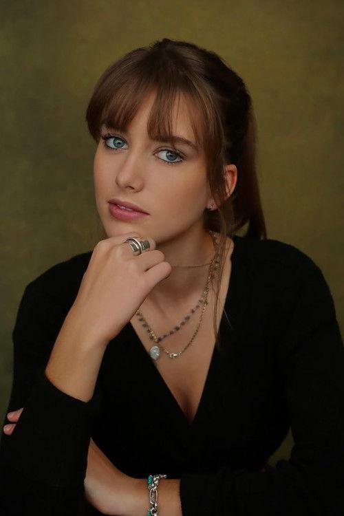 Zoe Brough fotoğrafı