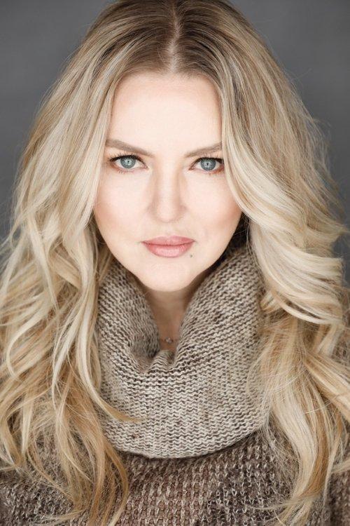 Tuesday Knight fotoğrafı