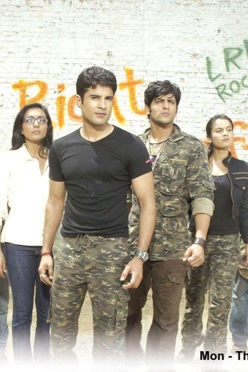 Left Right Left dizi afişi