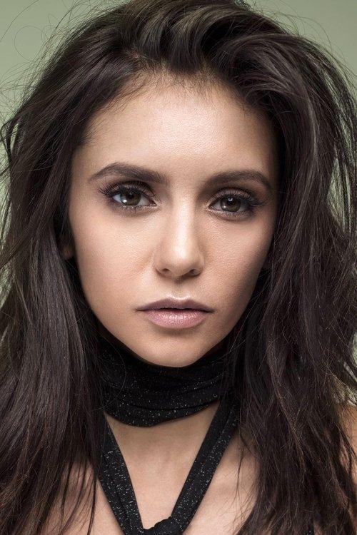 Nina Dobrev fotoğrafı