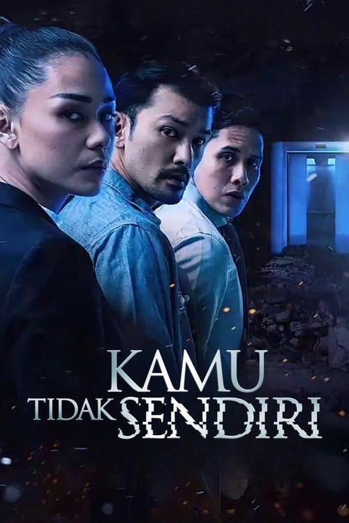 Kamu Tidak Sendiri film afişi