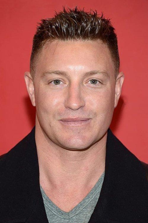 Lane Garrison fotoğrafı