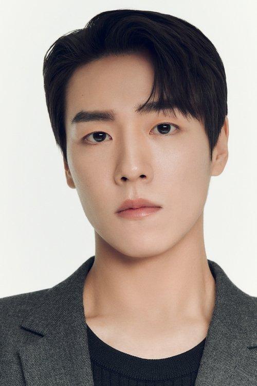 Lee Hyun-woo fotoğrafı