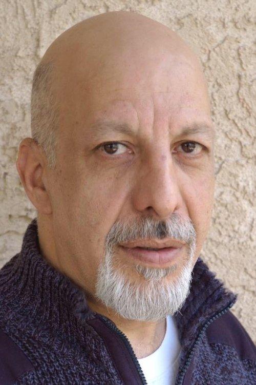 Erick Avari fotoğrafı