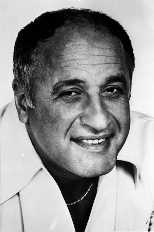Vic Tayback fotoğrafı