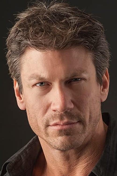 Paul Logan fotoğrafı