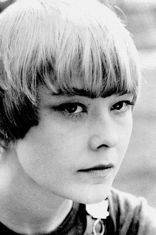 Natasha Pyne fotoğrafı